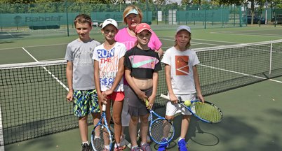 Junior sports school for tennis